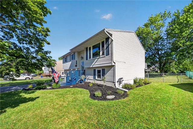 6129 Ridgecrest Drive, Cicero, NY 13212