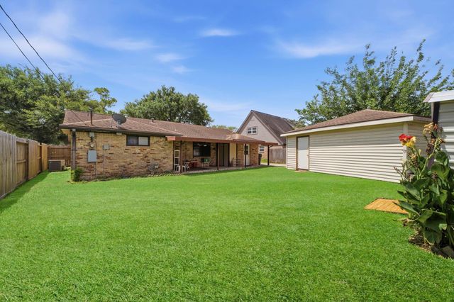 11003 Sageorchard Lane, Houston, TX 77089