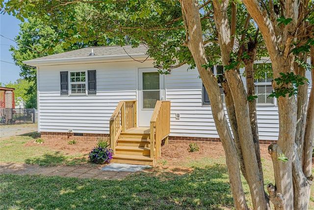 830 Stockard Street, Burlington, NC 27217