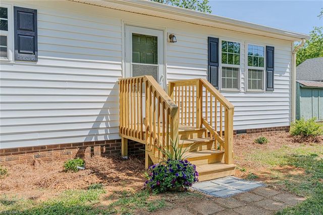 830 Stockard Street, Burlington, NC 27217