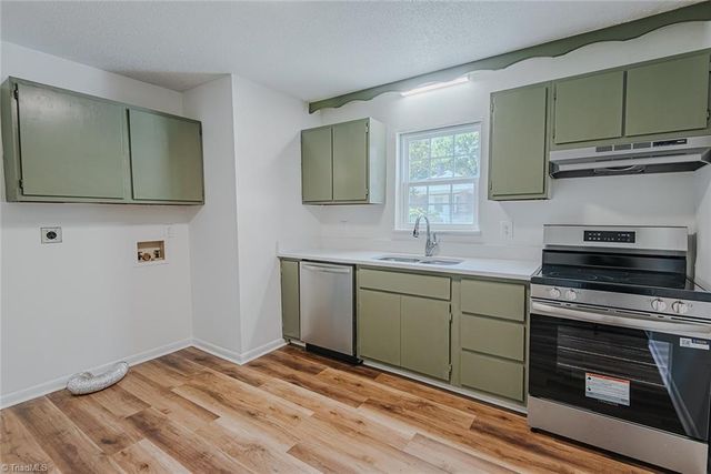 830 Stockard Street, Burlington, NC 27217