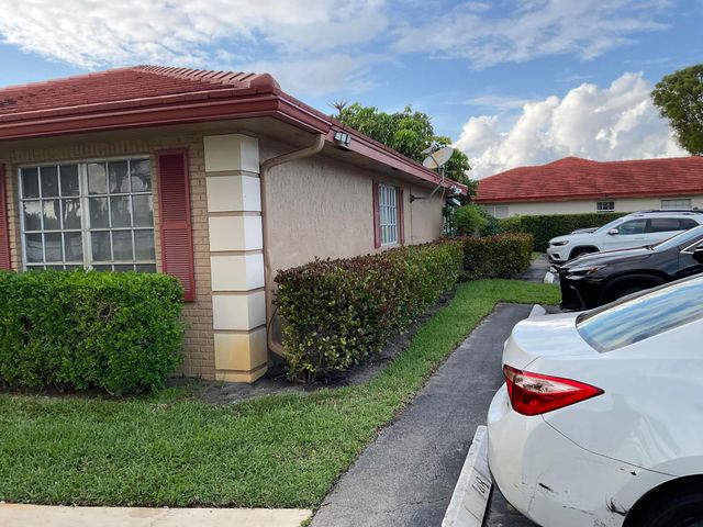 1473 SW 27th Avenue 1e, Boynton Beach, FL 33426