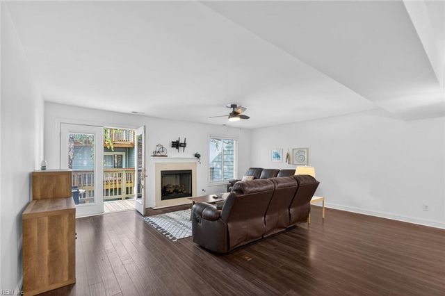 337 25th ST, Virginia Beach, VA 23451