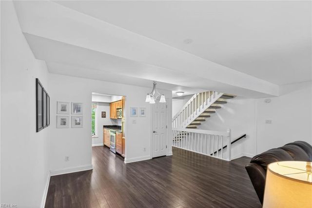 337 25th ST, Virginia Beach, VA 23451