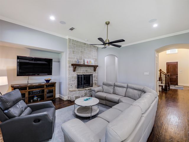 8841 Sutton Drive, Frisco, TX 75035