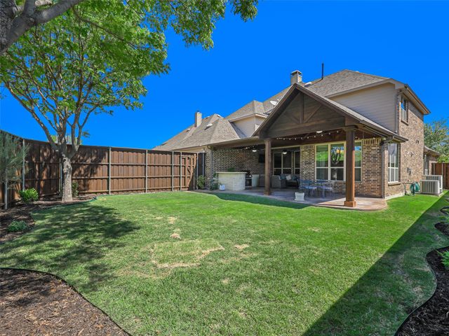 8841 Sutton Drive, Frisco, TX 75035