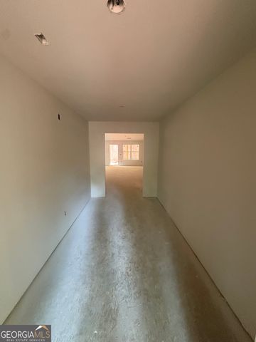 299 Shore Crest Drive, Martin, GA 30577