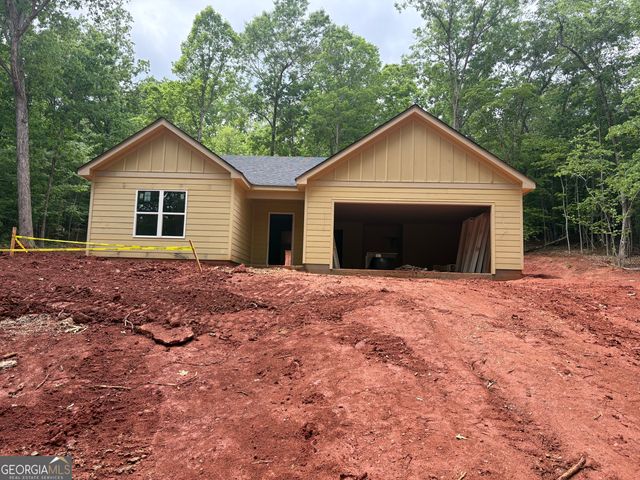 299 Shore Crest Drive, Martin, GA 30577