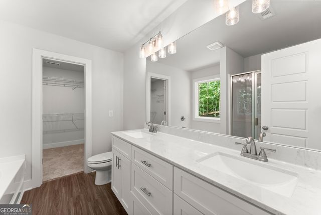 299 Shore Crest Drive, Martin, GA 30577