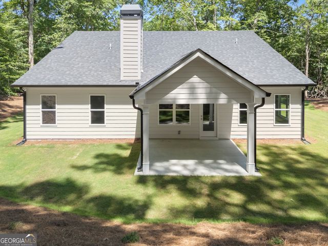 299 Shore Crest Drive, Martin, GA 30577