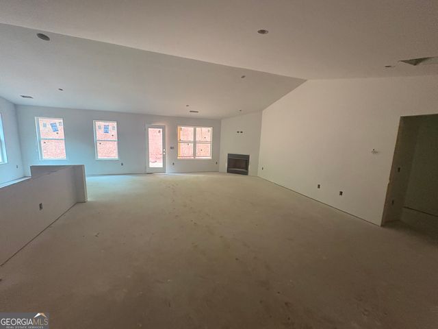 299 Shore Crest Drive, Martin, GA 30577