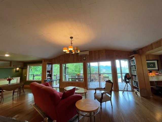 354 Deals Gap, Robbinsville, NC 28771