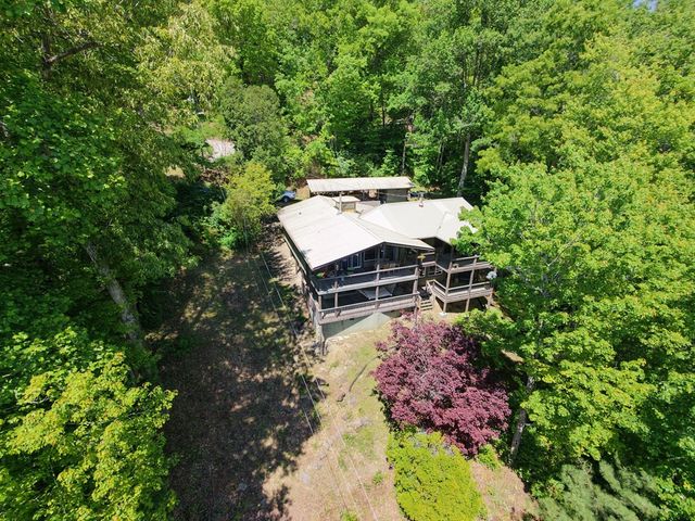 354 Deals Gap, Robbinsville, NC 28771
