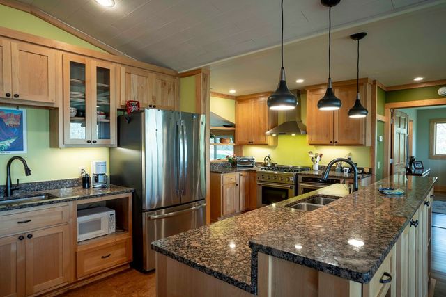 354 Deals Gap, Robbinsville, NC 28771