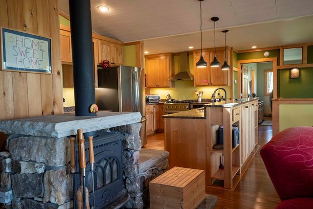 354 Deals Gap, Robbinsville, NC 28771