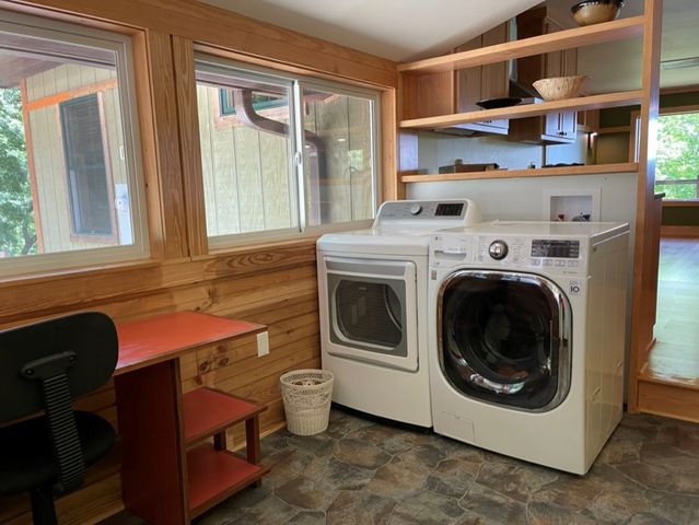 354 Deals Gap, Robbinsville, NC 28771