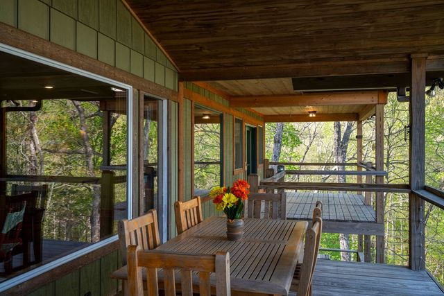 354 Deals Gap, Robbinsville, NC 28771