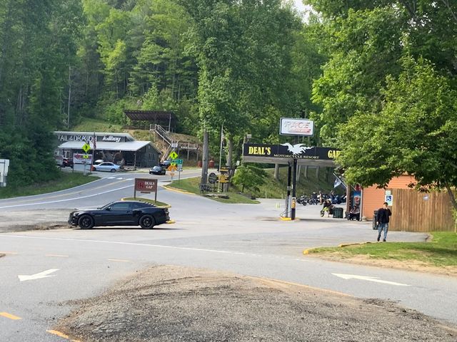 354 Deals Gap, Robbinsville, NC 28771