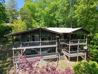 354 Deals Gap, Robbinsville, NC 28771