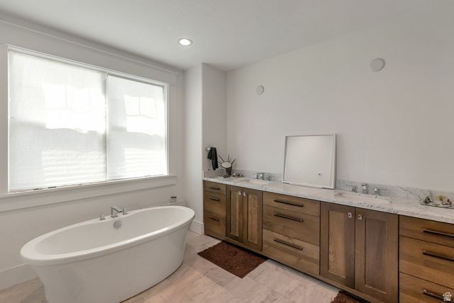 320 E 9500 S, Paradise, UT 84328