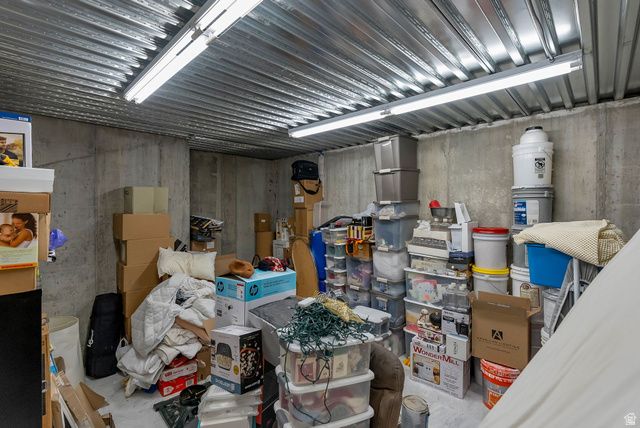 320 E 9500 S, Paradise, UT 84328