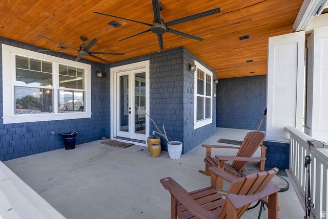 320 E 9500 S, Paradise, UT 84328