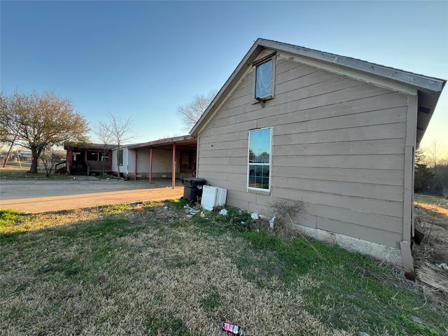 210 County Road 1015, Princeton, TX 75407