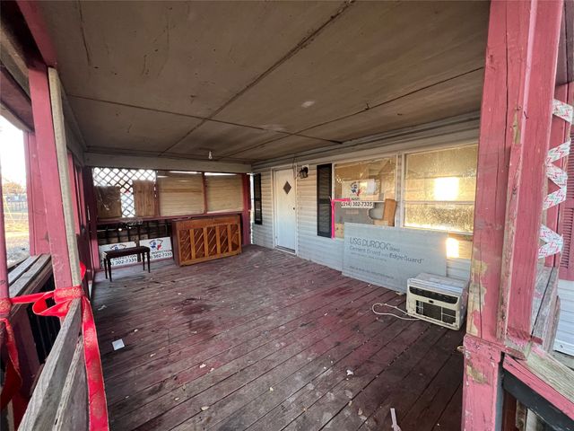 210 County Road 1015, Princeton, TX 75407