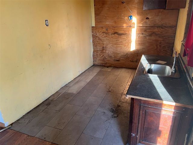 210 County Road 1015, Princeton, TX 75407