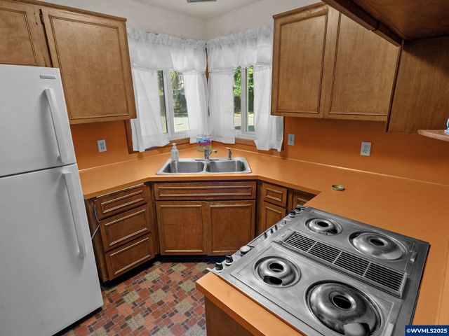 1645 McCoy Av NE, Salem, OR 97301