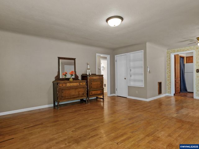 1645 McCoy Av NE, Salem, OR 97301