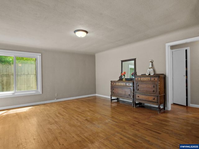 1645 McCoy Av NE, Salem, OR 97301
