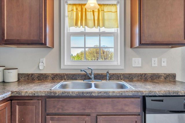2722 Paddington Station LN, Vinton, VA 24179