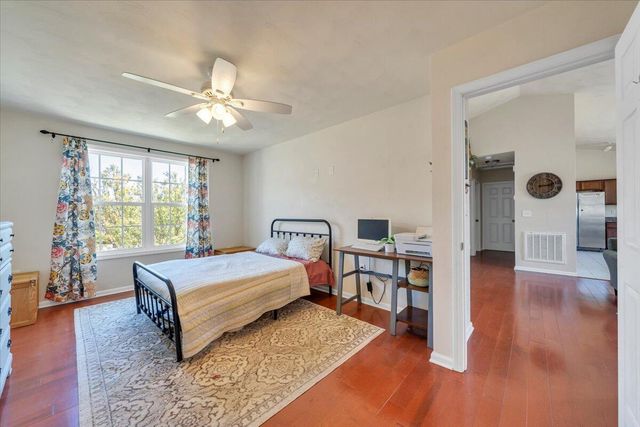 2722 Paddington Station LN, Vinton, VA 24179