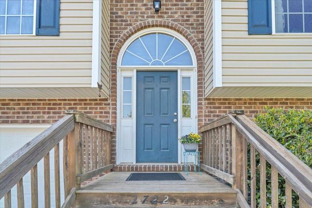 2722 Paddington Station LN, Vinton, VA 24179