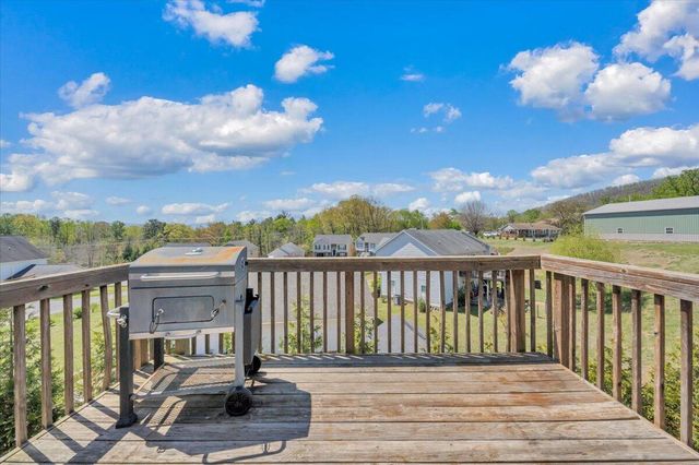 2722 Paddington Station LN, Vinton, VA 24179