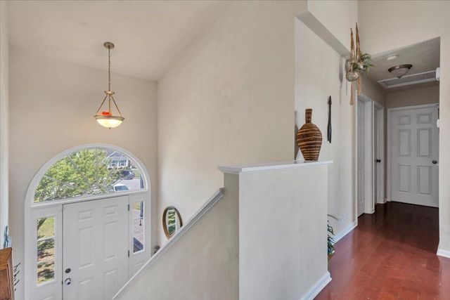 2722 Paddington Station LN, Vinton, VA 24179