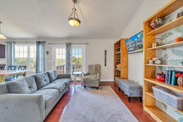 2722 Paddington Station LN, Vinton, VA 24179