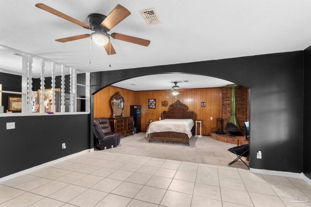 5027 Barbara Ln, Milton, FL 32570