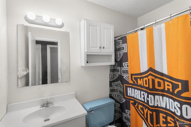 5027 Barbara Ln, Milton, FL 32570