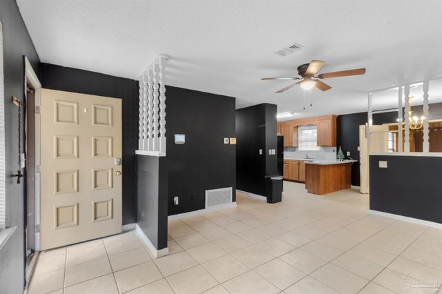 5027 Barbara Ln, Milton, FL 32570