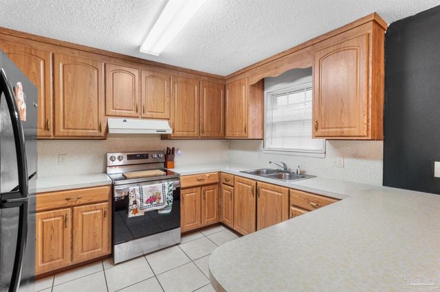 5027 Barbara Ln, Milton, FL 32570