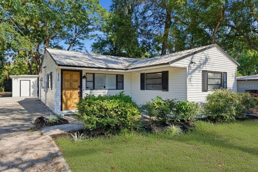 2310 E MINNEHAHA STREET, Tampa, FL 33610