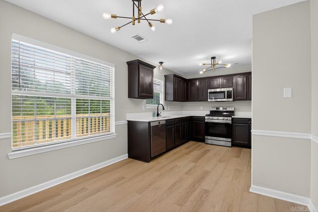 907 Allyson Ave, Bryant, AR 72022