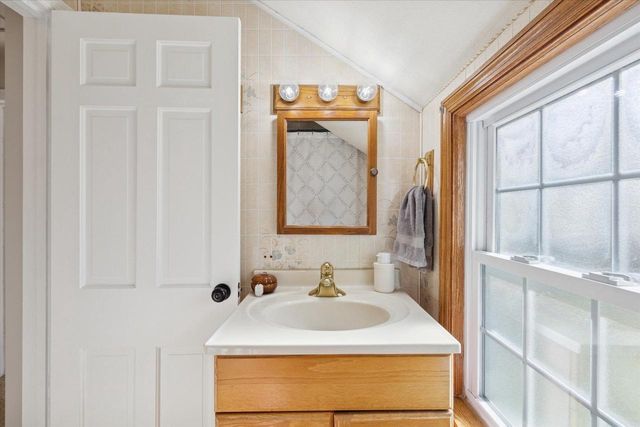 1415 Barham Street, Janesville, WI 53548