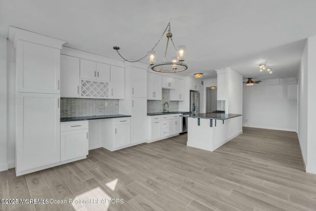 28 Riverside Avenue 1G, Red Bank, NJ 07701