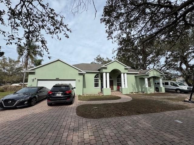 12140 MURRAY AVENUE, Largo, FL 33778