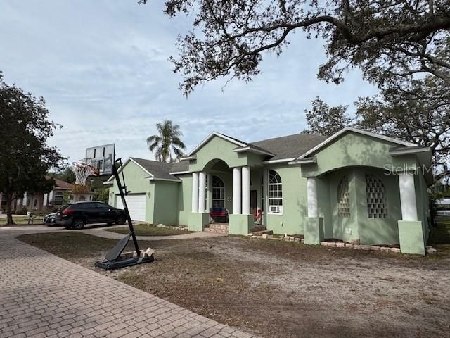 12140 MURRAY AVENUE, Largo, FL 33778