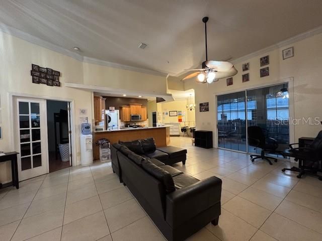 12140 MURRAY AVENUE, Largo, FL 33778