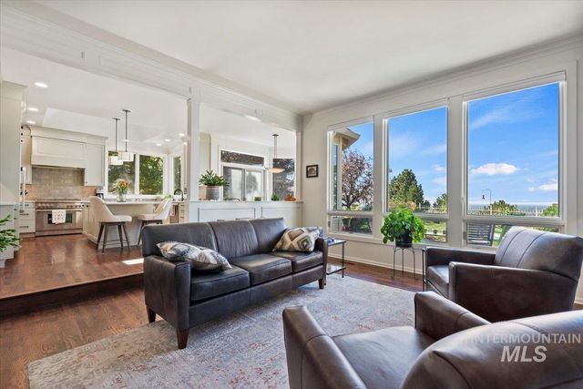 5310 N Quail Summit Way, Boise, ID 83703